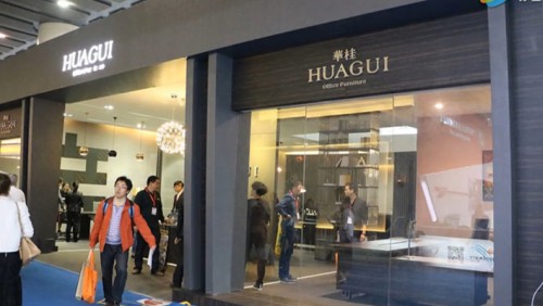華桂家具接受畢加展覽采訪，亮相廣州家具展