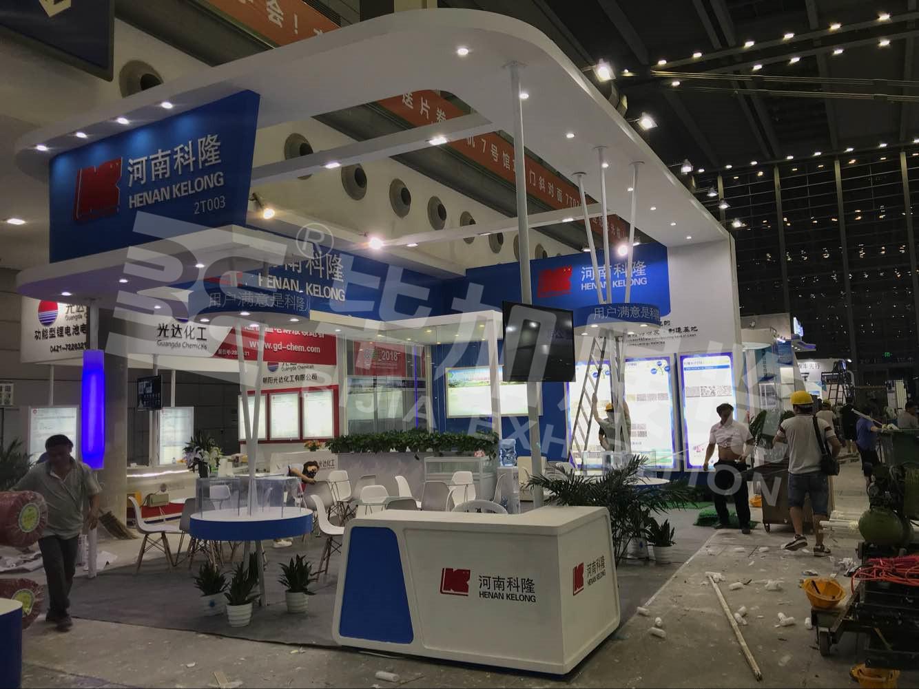 河南科隆—電池展展臺設(shè)計(jì)